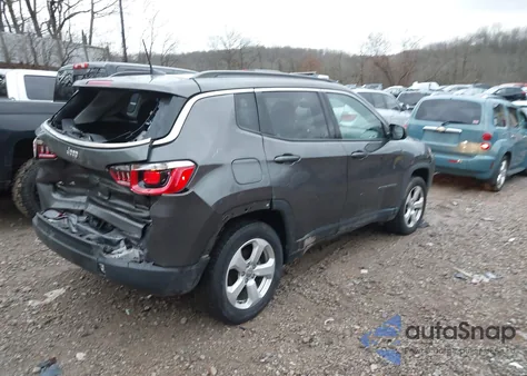 2019 Jeep Compass Latitude 4X4 from USA, damaged, VIN 3C4NJDBB7KT849699